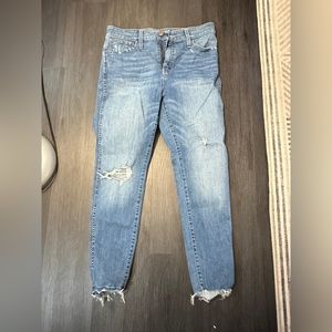 Madewell curvy high rise skinny distressed jeans - sz 32